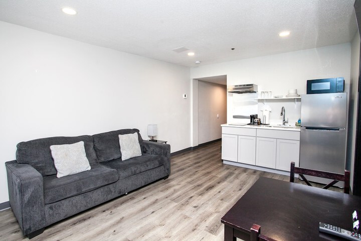 Room 73 of 175