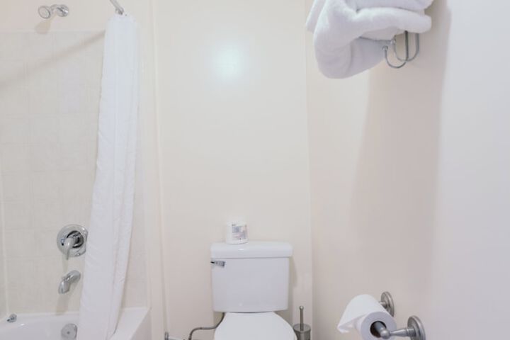 Room 18 of 27