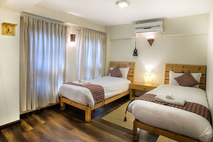 Room 10 of 63