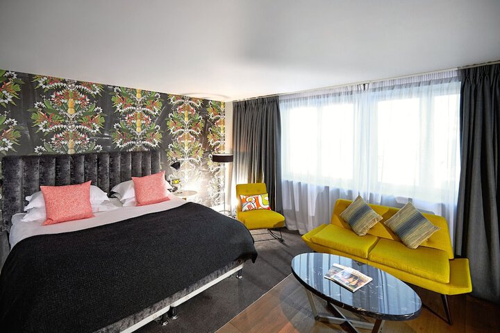 Room 30 of 55