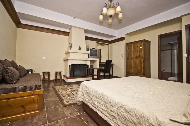 Photo 4