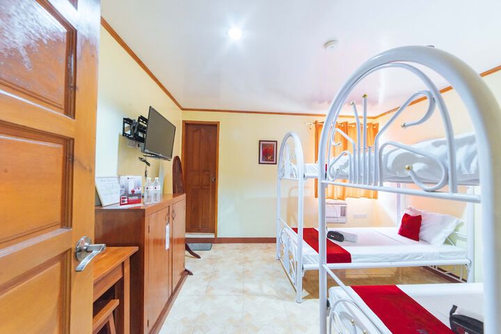 Room 13 of 48