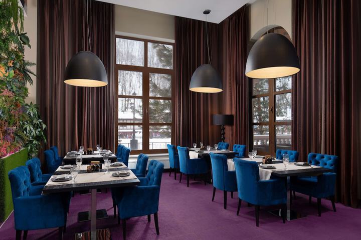 Dining 140 of 186