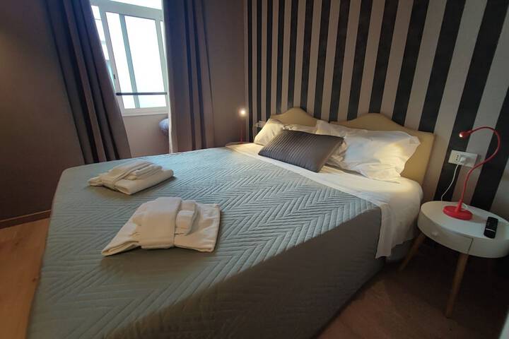 Room 15 of 50