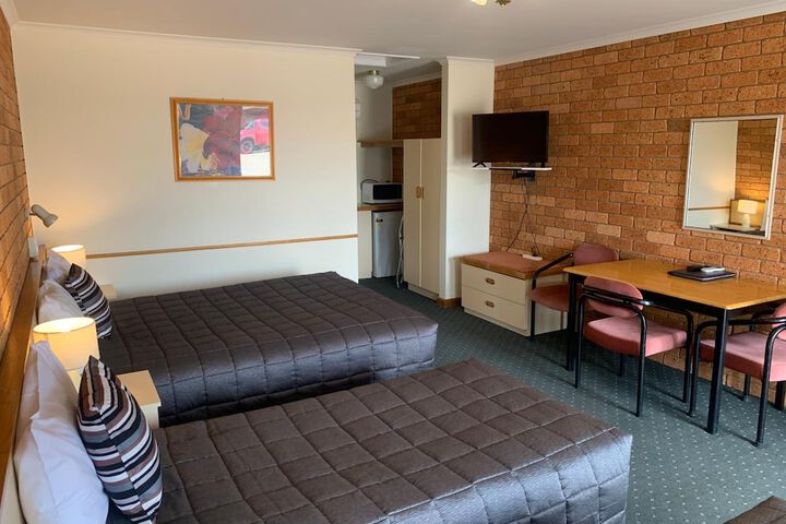 Room 15 of 60