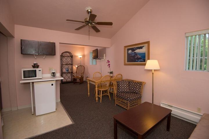 Room 25 of 60
