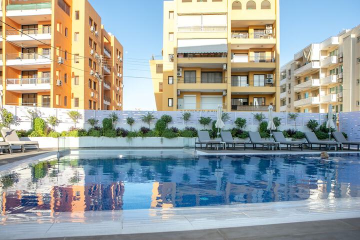 Pool 42 of 64