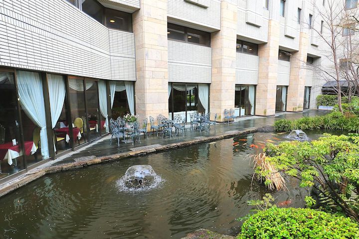 Hotel Exterior 98 of 120
