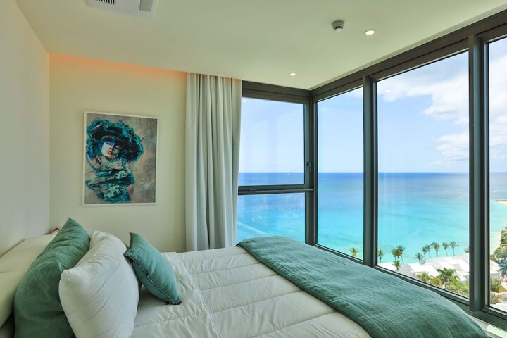 Room 16 of 1000