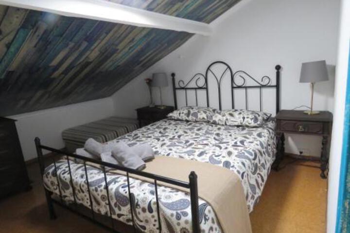 Image of Lufi Surf House Costa da Caparica