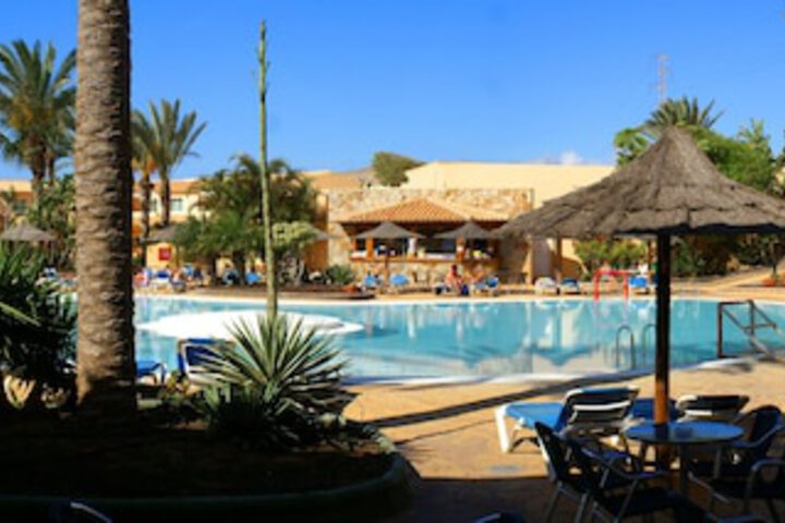 Pool Hotel