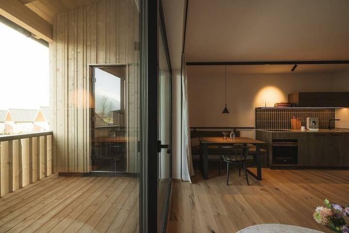 Room 8 of 67