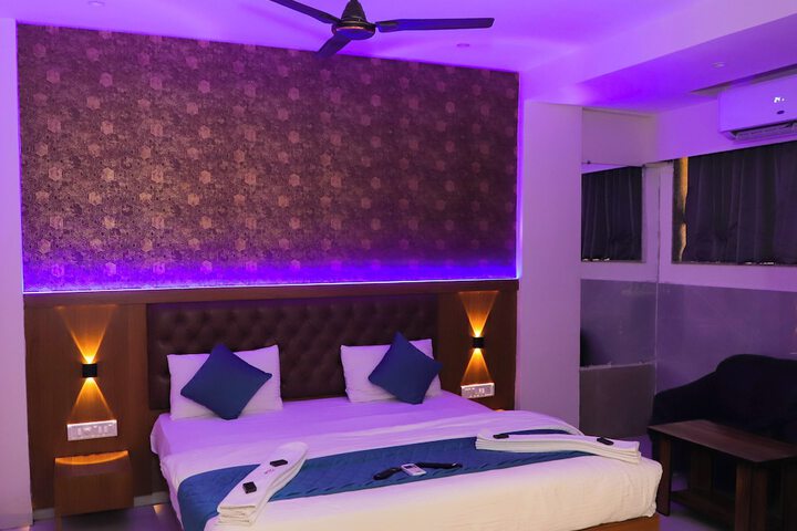 Room 7 of 15
