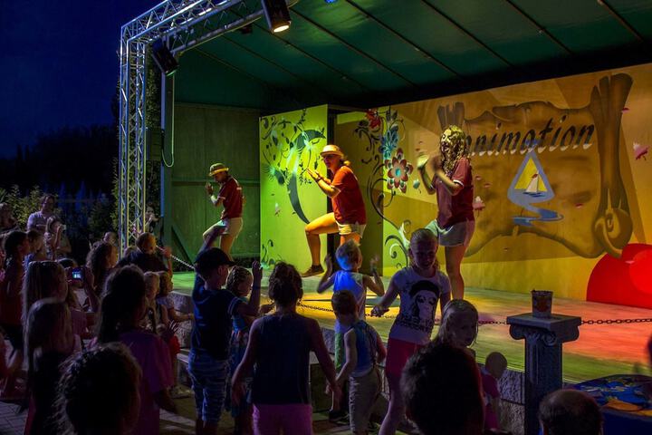 Theater show
