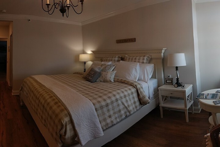 Room 14 of 49
