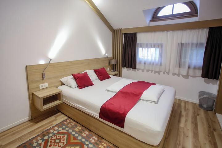 Room 18 of 70