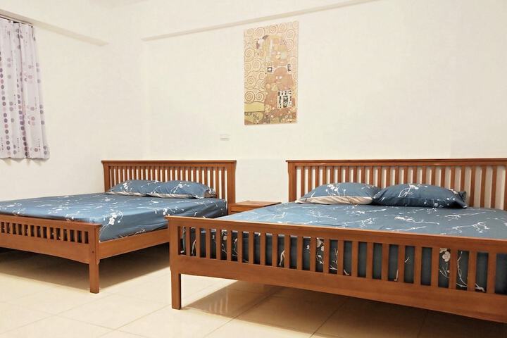 Room 3 of 11