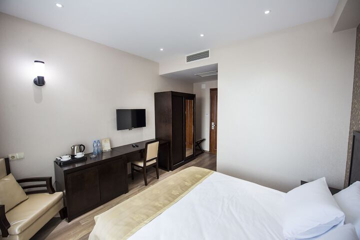 Room 7 of 54