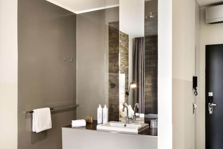 Bath Interior