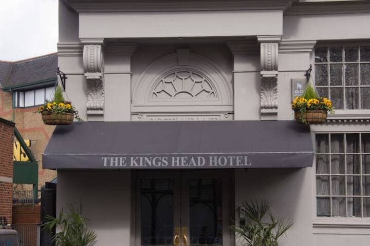 Hotel 96 of 100