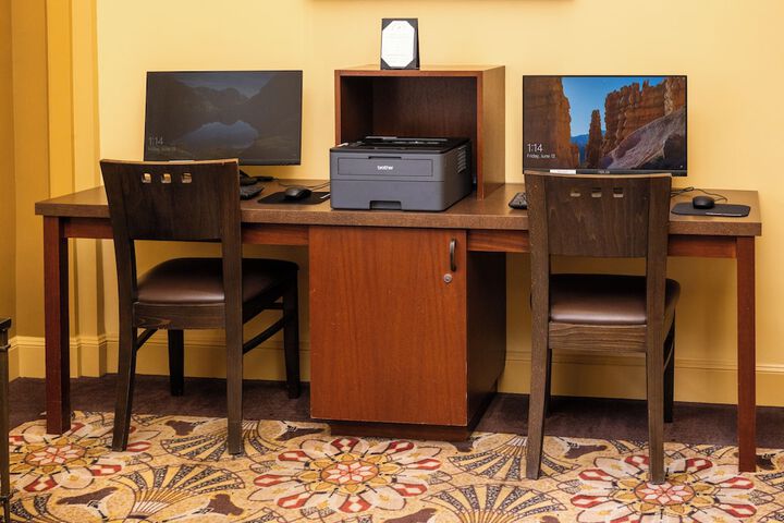 Business Center 57 of 64