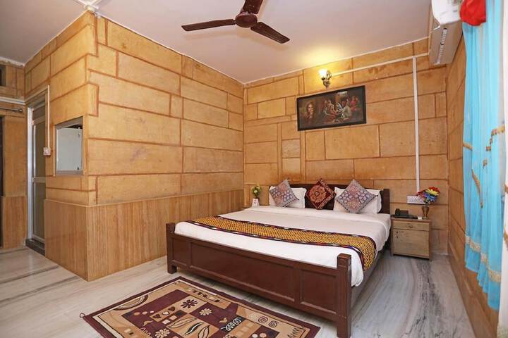 Room 6 of 47