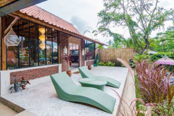 Terrace/Patio 19 of 20