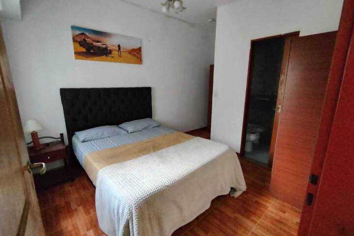 Room 5 of 33