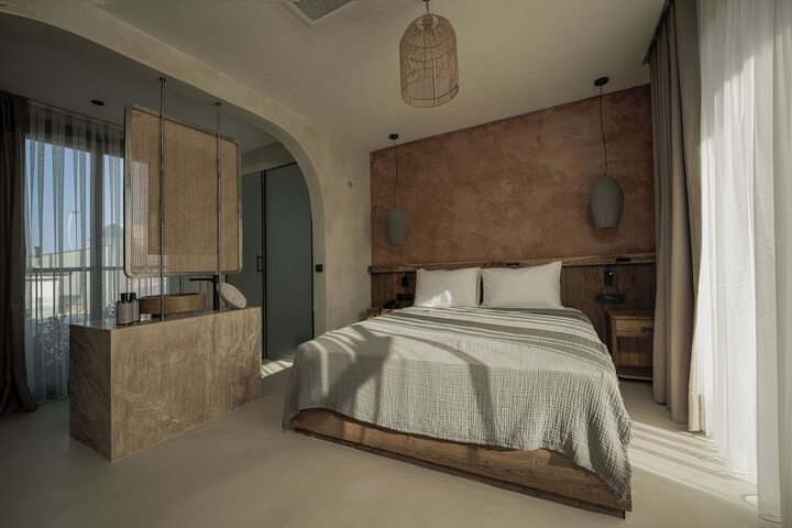 Room 29 of 84
