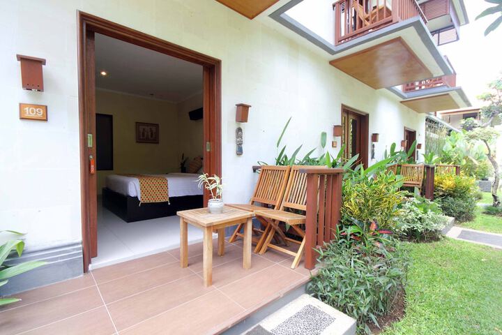 Terrace/Patio 20 of 65