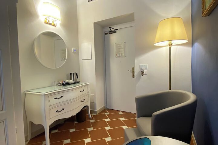 Room 57 of 91
