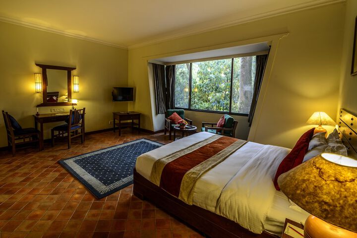 Room 14 of 93