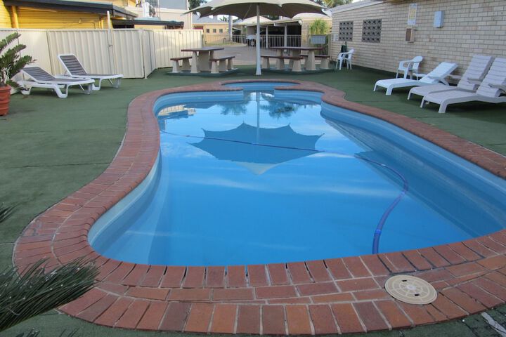 Pool 11 of 13