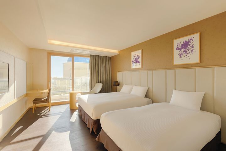 Room 55 of 127