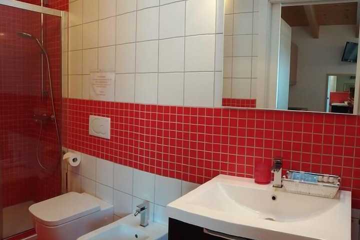 Room 14 of 35