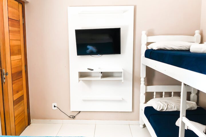 Room 13 of 159