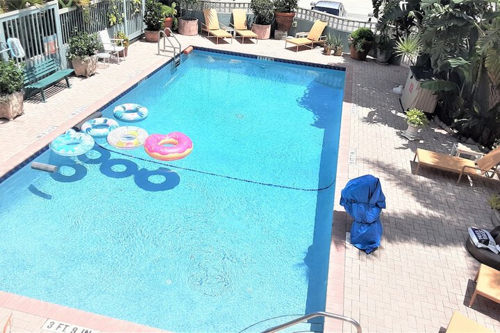 Terrace/Patio 173 of 177