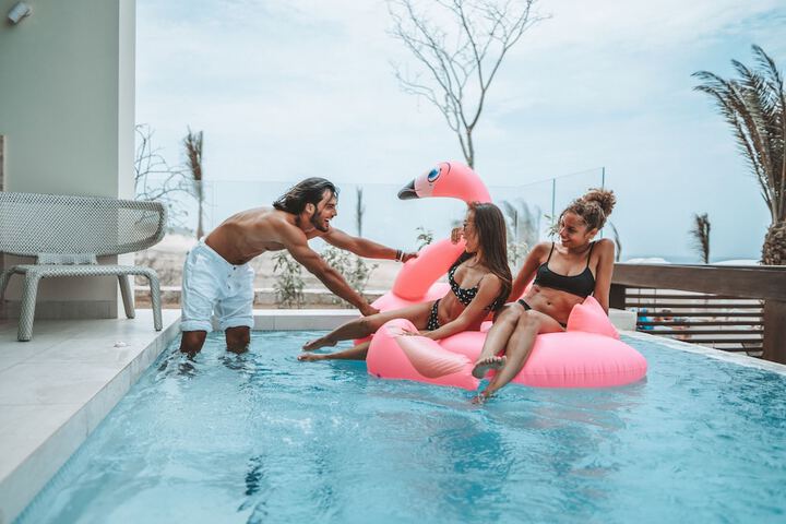 Pools & Facilities