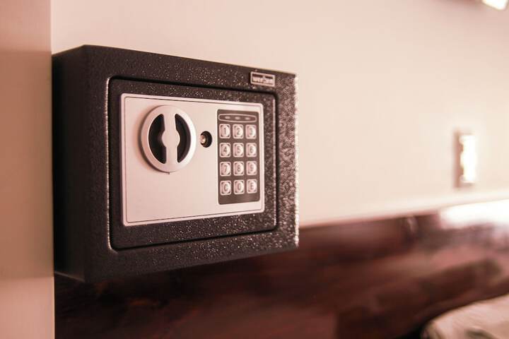 Room 40 of 75