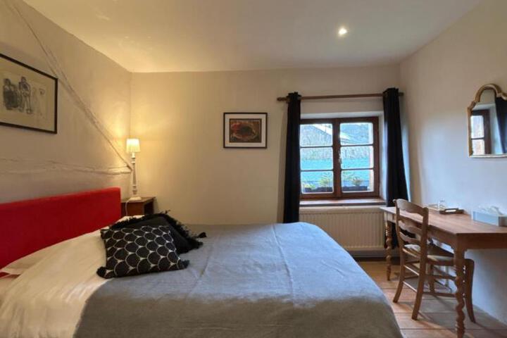 General 24 of 40