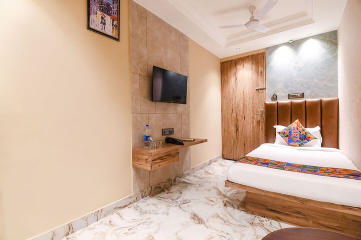 Room 20 of 43