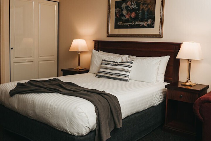 Room 3 of 29