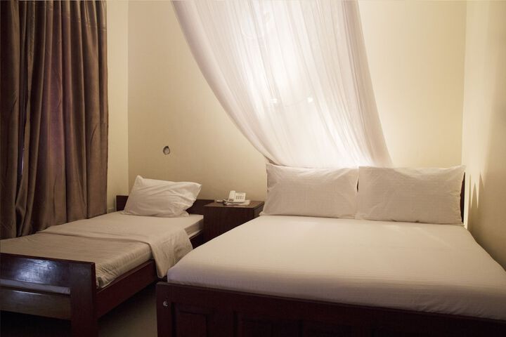 Room 19 of 33