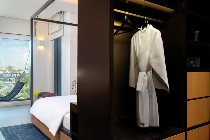 Room 14 of 74