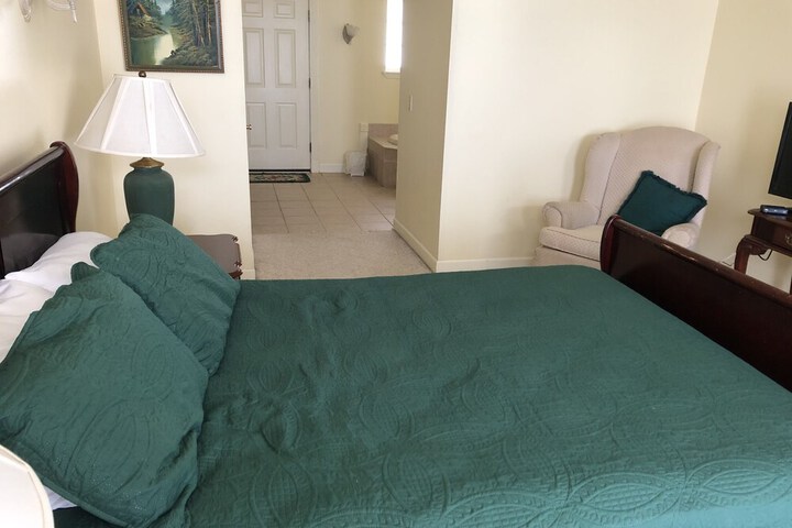 Room 28 of 52