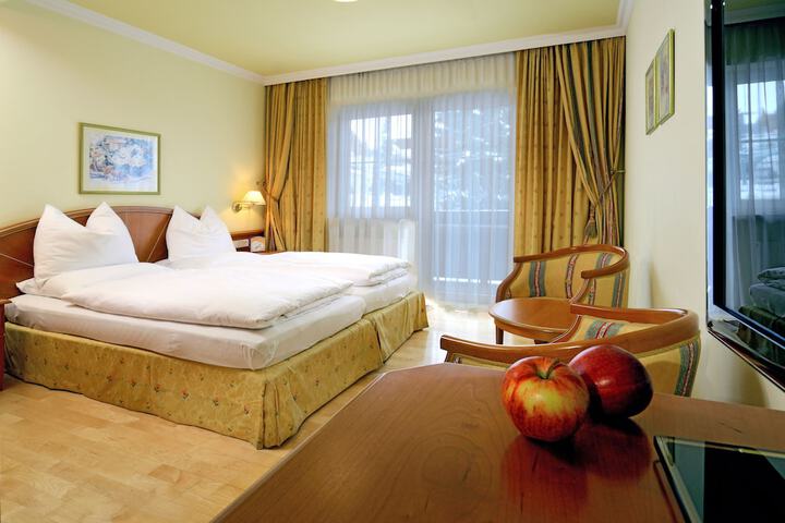 Room 5 of 57