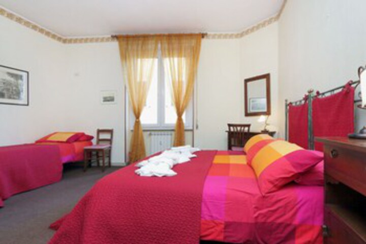 Room 152 of 166