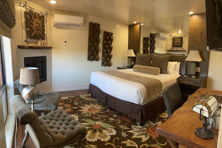 Room 25 of 285