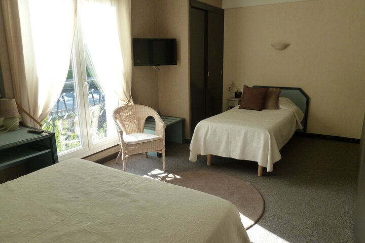 Room 36 of 42