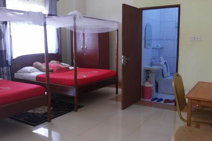 Room 14 of 73